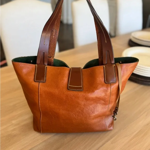 Dooney & Bourke tote - Picture 2 of 13